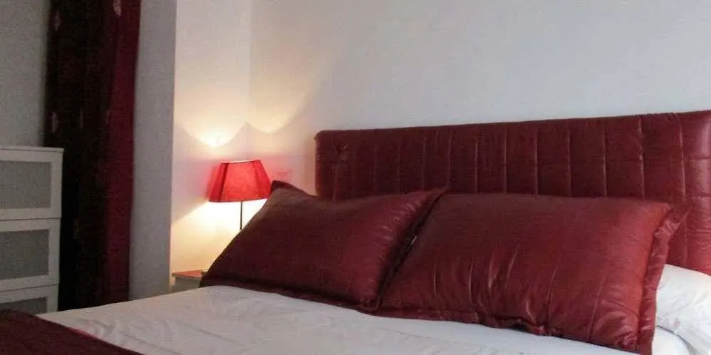 Noches De Triana Guest House Seville Spain